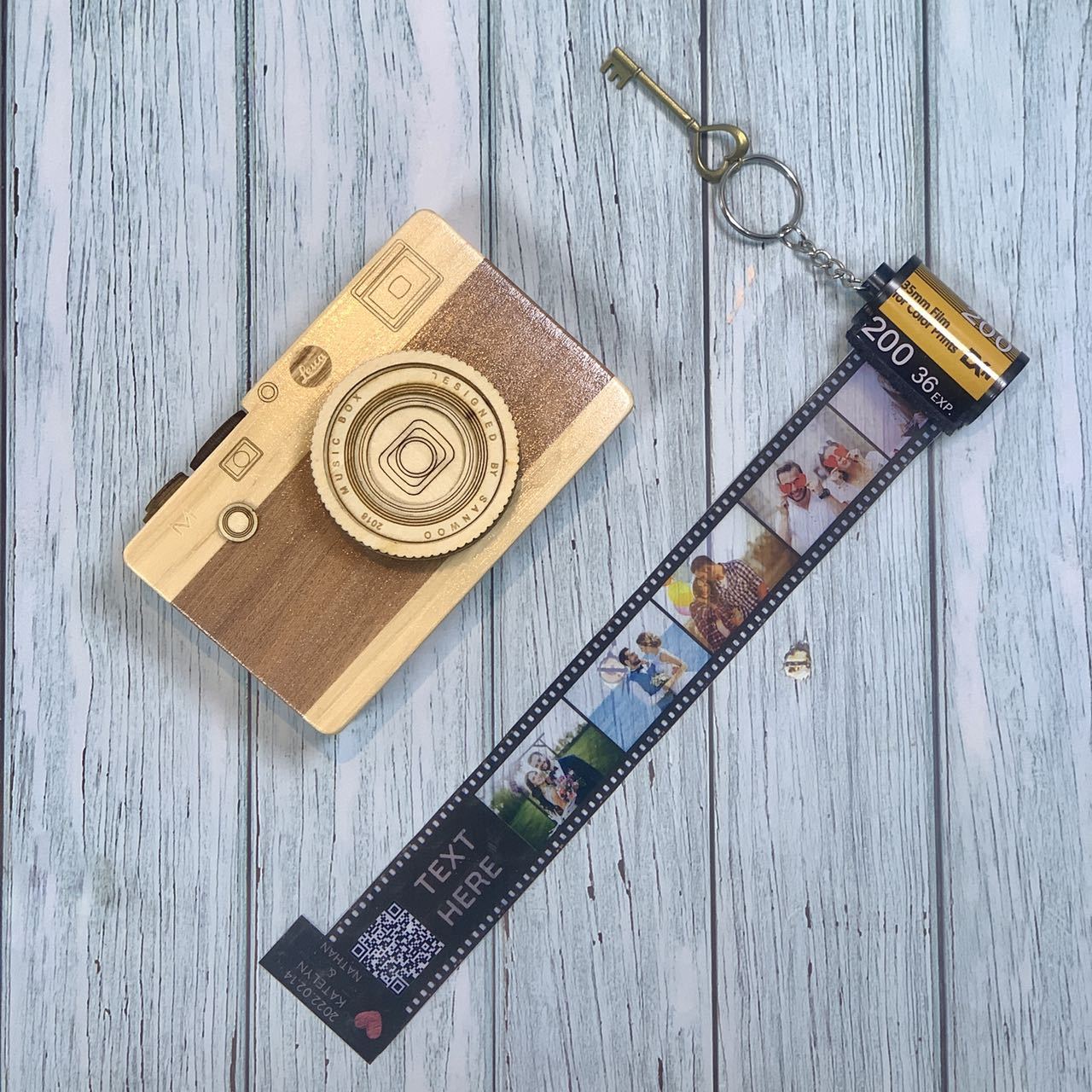 Personalized Customized Memory Retro Camera Film HD Photo Album Film Roll Keychain F4 Voice Message Creative Birthday Valentine Christmas Graduation Friend Anniversary Gift Souvenir Customized Handmade - uniqicon